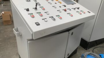 Universal Control Desk